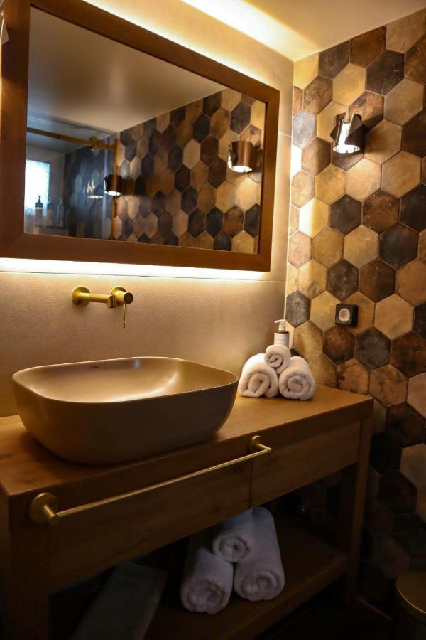 Thiseas Luxury Apartment Афіни Екстер'єр фото